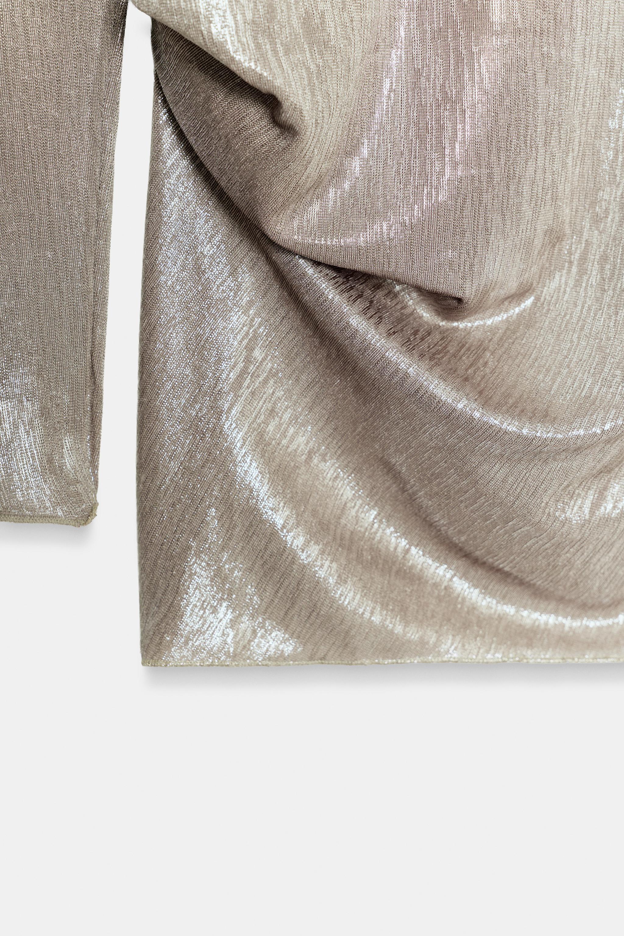 METALLIC EFFECT CUT-OUT BODYSUIT